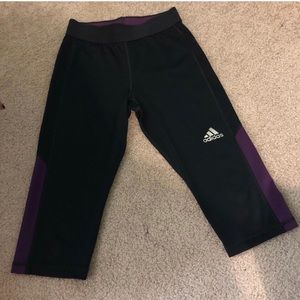Girls adidas capris size-M (10/12)